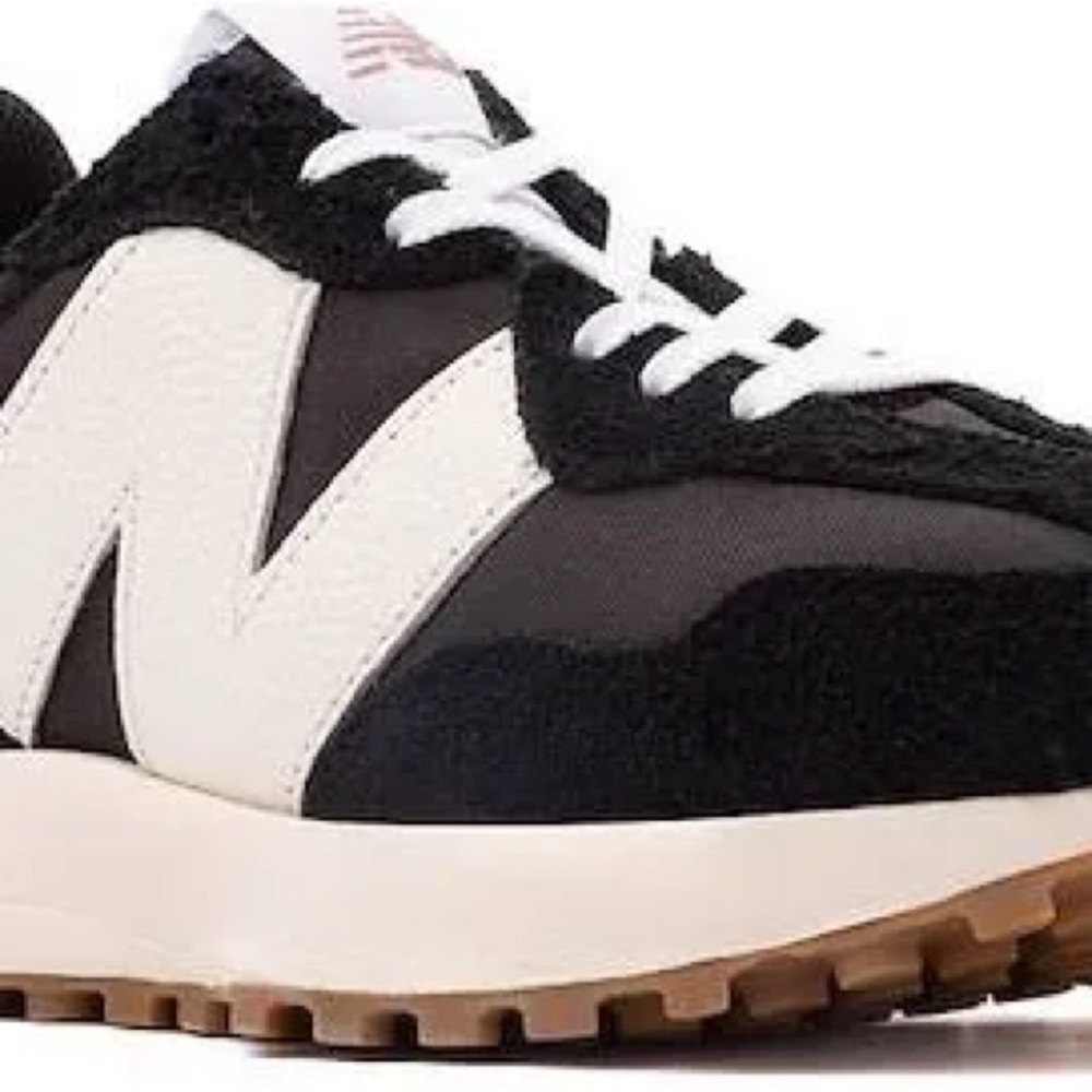 Womens New Balance 327 Athletic Shoe - Black / White / Mineral Red - Size 7